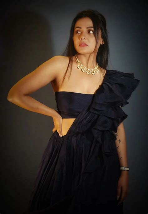 Prarthana Behere – Label Yogita Kadam