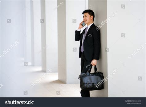 Attractive Businessman 的图像结果