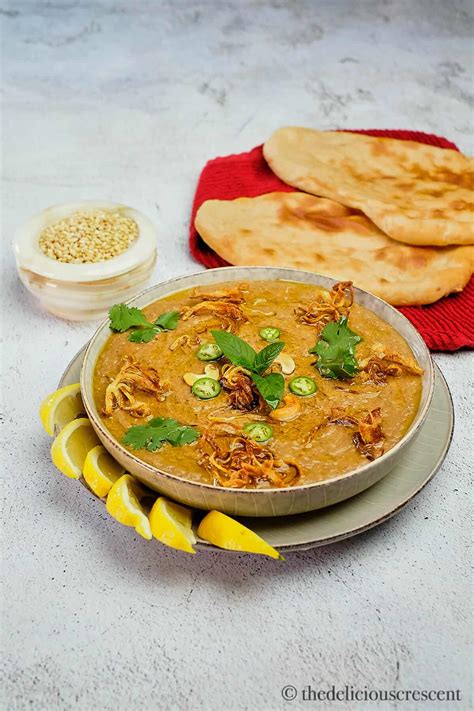 Hyderabadi Haleem Recipe - The Delicious Crescent