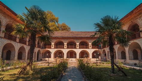 6 Beautiful Tourist Spots To Explore in Azerbaijan - lifeberrys.com