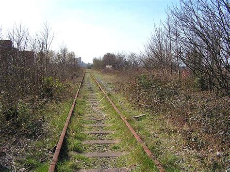 Go Local Linacre Road 的图像结果