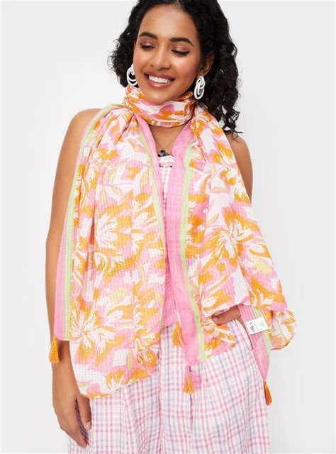 Buy Women Printed Scarf Online at just Rs. 399.0 - 1000013391231 | Max ...