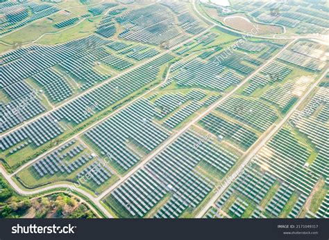 Solar Panel Field 的图像结果