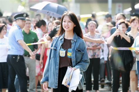 2023年高考开考 湖南超47万考生奔赴考场—新闻—科学网