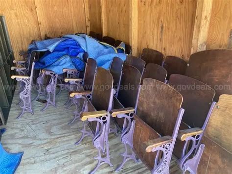 Historic Theatrical Style Seating | AllSurplus