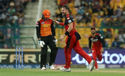 RCB vs SRH | Twitter reacts as Daniel Christian’s stunning caught and ...