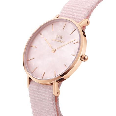 Petite Coral - Small Women's Watch Pink Nato Strap | DW