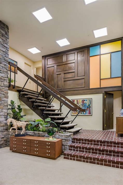 The Brady Bunch House