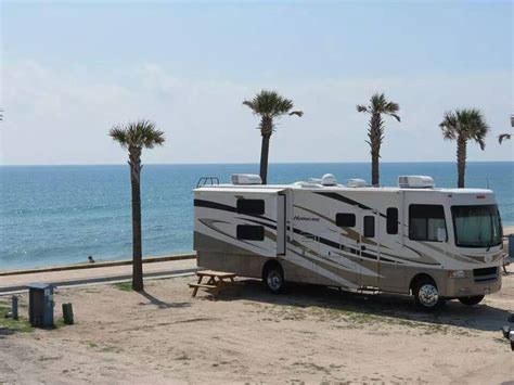 Florida Campgrounds with Onsite RV Rentals
