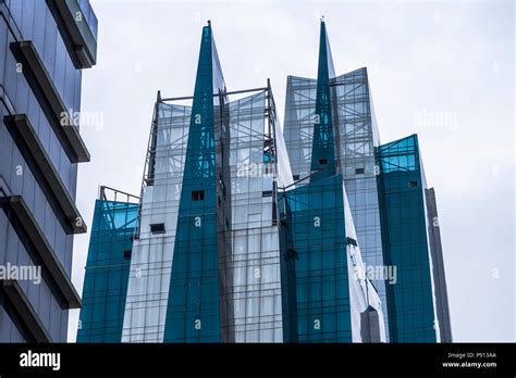 Commercial Skyscraper Design 的图像结果