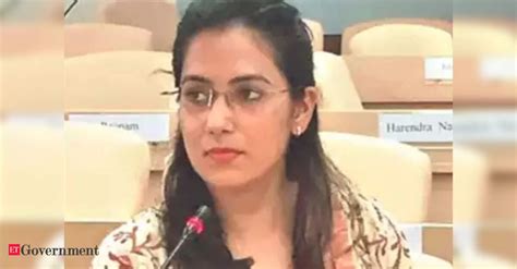 Amid administrative standoff, Centre shifts Bengal IAS officer ...