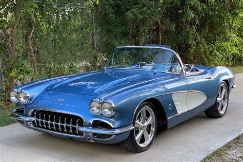 No Reserve: ZR-1-Powered 1961 Chevrolet Corvette 6-Speed for sale on ...