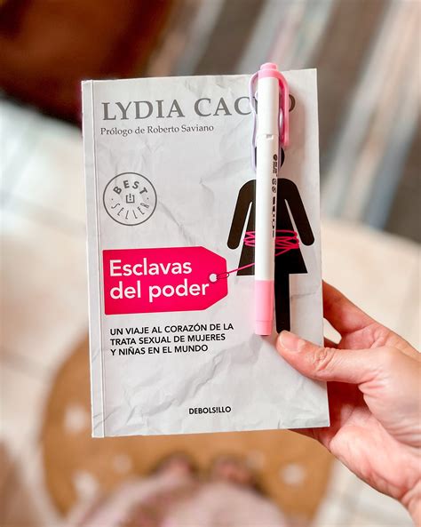 Liz Solares 📚 Creadora de Contenido Literario | Llevo dos días leyendo ...