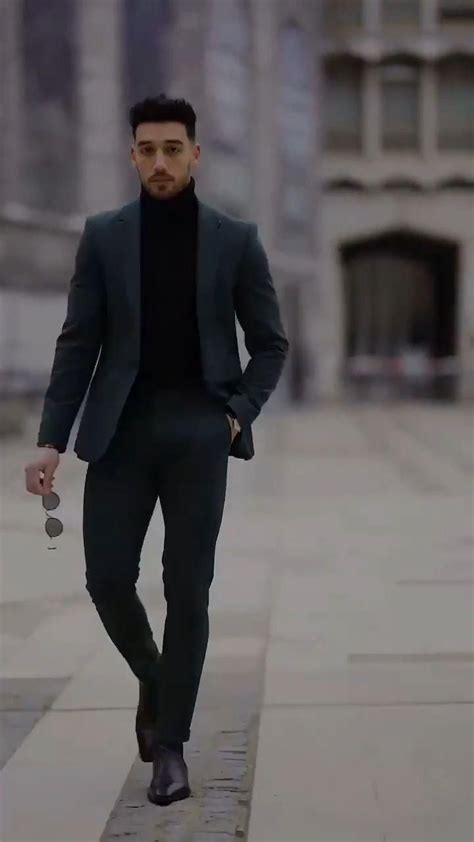 Blue Business Suit 的图像结果