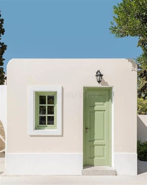 Simple House Front View 的图像结果