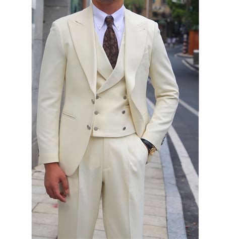 Model Men Suits 的图像结果