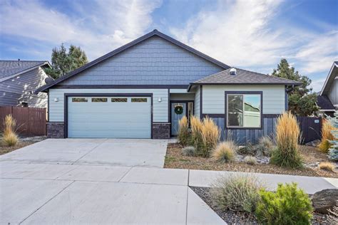 Mid-term rentals & Property Management | Deschutes Homebase