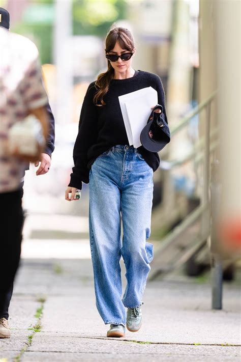 Dakota johnson test drives gen z s favorite spring outfit formula – Artofit