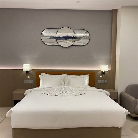 SEASON INN HOTEL (Seeb) - Hotel Reviews, Photos, Rate Comparison ...