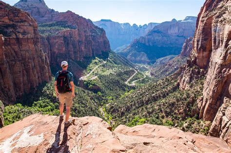 The Canyon Overlook Trail, One of Zion’s Essential Hikes | Earth Trekkers