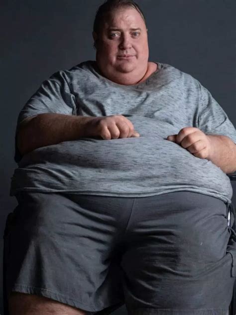 It took Brendan Fraser 6 hours of makeup to prepare for his Oscar ...