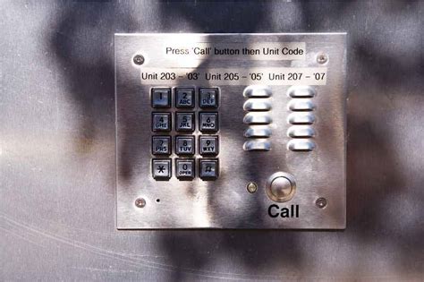 Intercom Repair 的图像结果