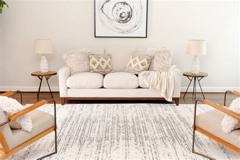 7 Proven Living Room Rug Layouts to Transform Your Space – HOMYSTYLE