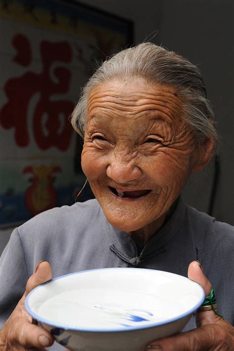 【妈妈83岁生日， 拍一组照片为她老人家祝福。摄影图片】人像摄影_太平洋电脑网摄影部落