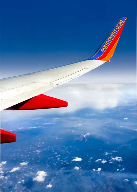 Airplane Engine Explodes Mid Flight 的图像结果