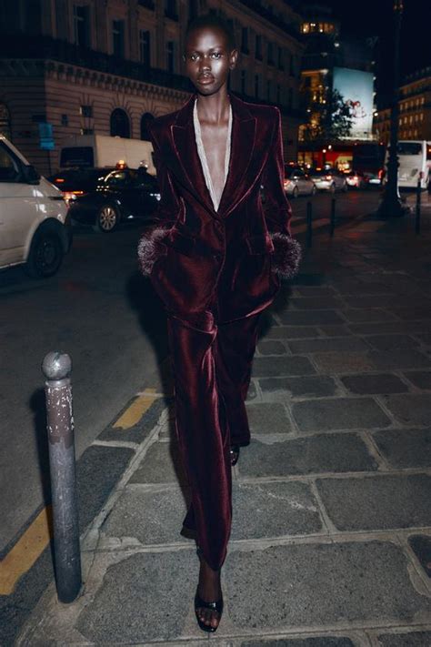 VELVET BLAZER WITH FAUX FUR CUFFS - Burgundy | ZARA India