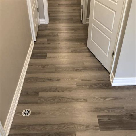 Hardwood Flooring Outlet | Hardwood, Laminate and Engineered Flooring