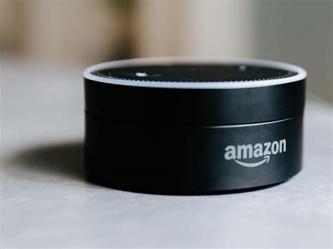 A close look at the Amazon Echo Dot mini-speaker (pictures) - CNET