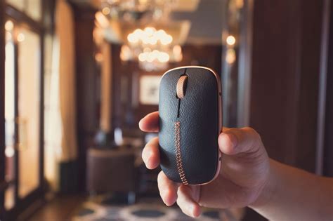 Azio Retro Classic Keyboard | The Coolector