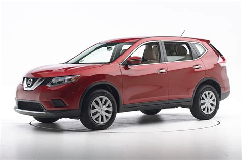 2014 Nissan Rogue First Drive - Automobile Magazine