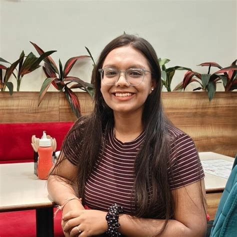Anushka - Maths teacher in Indore - ₹200/h