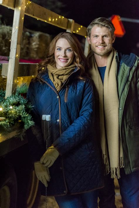 Christmas Getaway Cast | Christmas Getaway | Hallmark Channel
