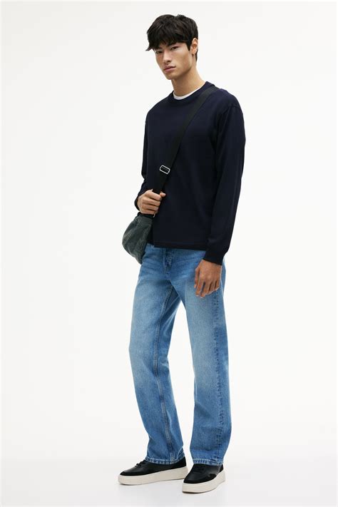 Men’s Navy blue Loose Fit Long-sleeved jersey top | H&M IN