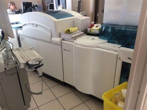 ROCHE Cobas 6000 in Les Pennes-Mirabeau, Provence-Alpes-Côte d'Azur, France