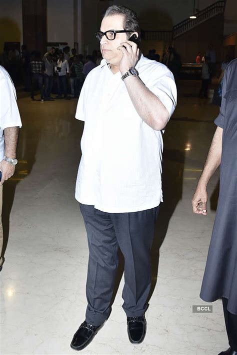 Ramesh Taurani attends Suniel Shetty's father Virappa Shetty’s prayer ...