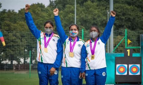 Cadet archers make clean sweep in team events at Youth World Championships