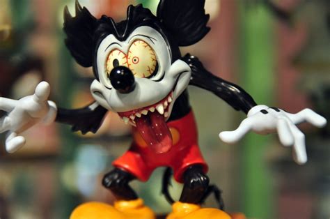 | Evil-Mickey-Mouse