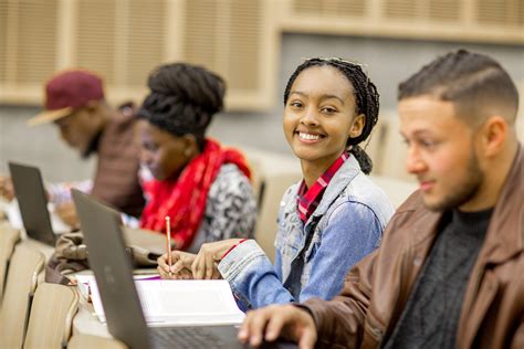 eLearning UNAM 2021 的图像结果