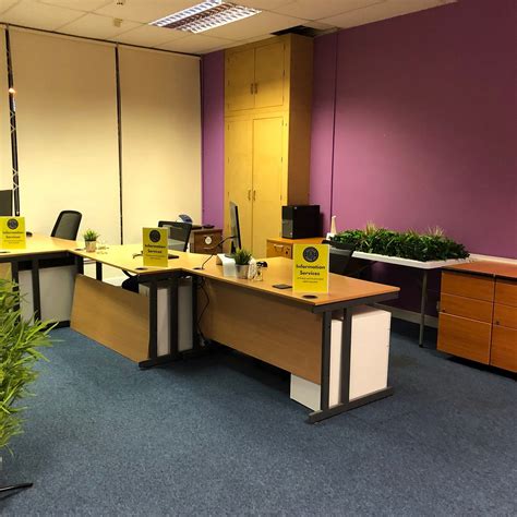 HUCKNALL BUSINESS HUB: Tutto quello che c'è da sapere (2025)