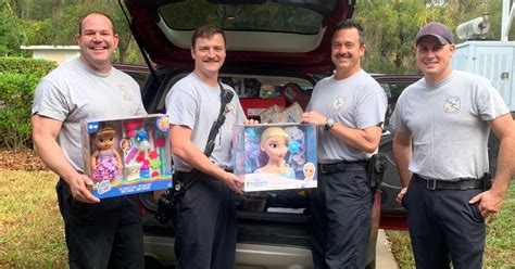 Seminole County firefighters donate gifts to children in need | FOX 35 ...