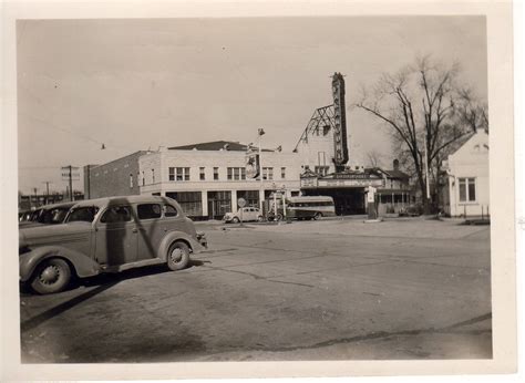 Classic Cinemas Paramount Theatre 1944 | Historical photos, Paramount ...
