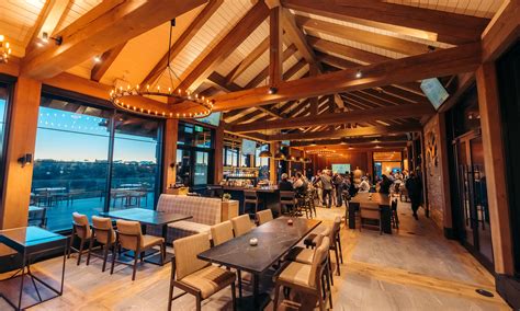 Restaurant – Bearspaw Golf Club
