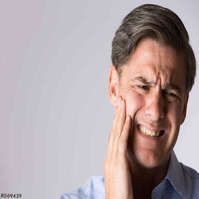急性牙髓炎都有哪些症状？-爱康健齿科