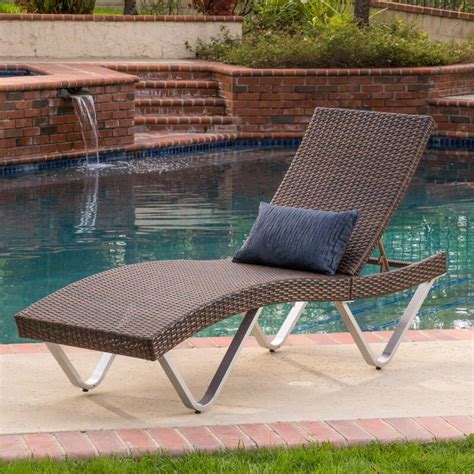 Dreamline Outdoor Furniture Poolside Lounger With Cushion Swimming Pool ...