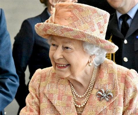 疫情延燒 英國女王將發表演說促子民勇敢因應 - 新聞 - Rti 中央廣播電臺
