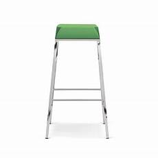sgabelli senza schienale sgabello senza schienale con seduta imbottita idfdesign sgabelli senza schienale sgabello senza schienale con seduta imbottita idfdesign